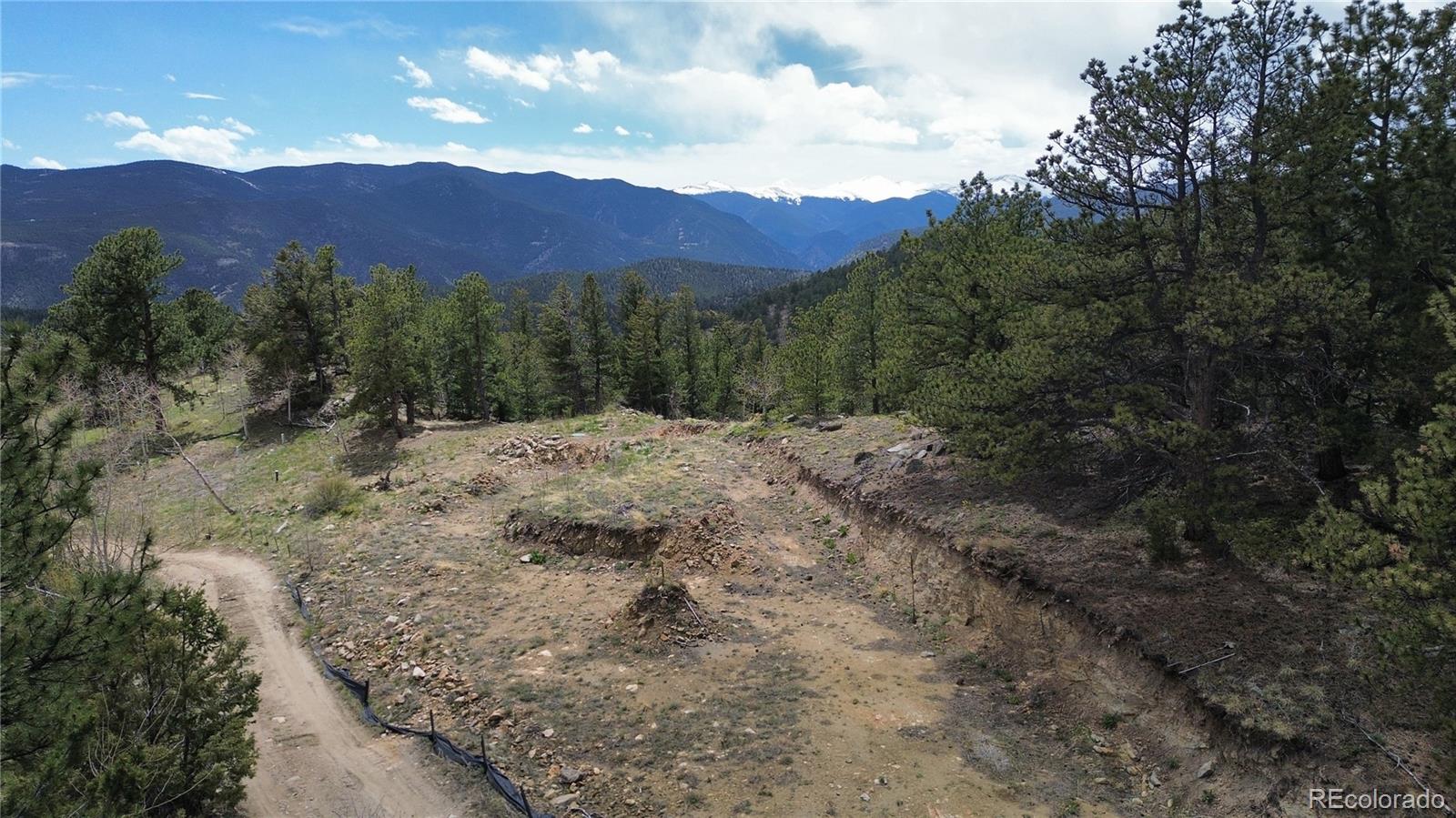 112 Mule Deer Trail