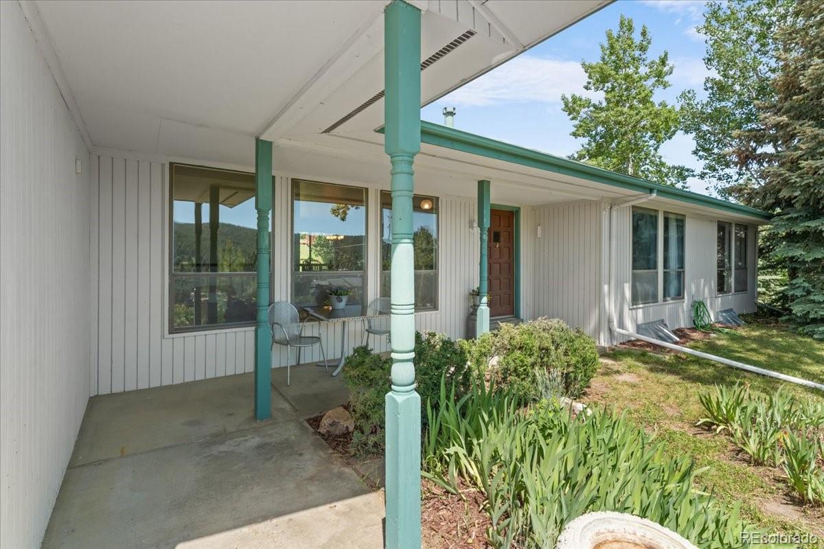 8427 S Custer Lane