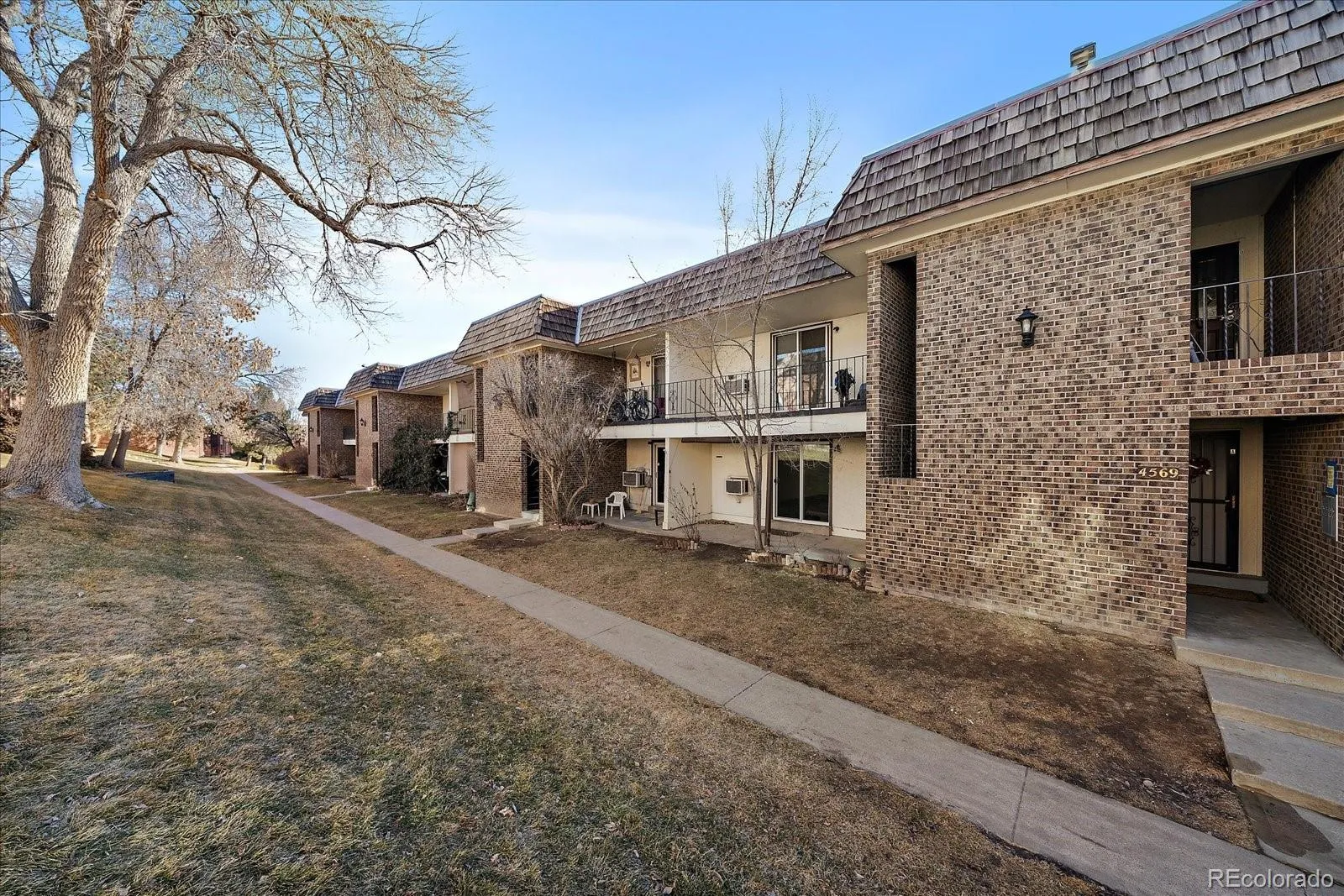 Denver, Colorado 80236, United States, 2 Bedrooms Bedrooms, ,1 BathroomBathrooms,Residential,Active,234178