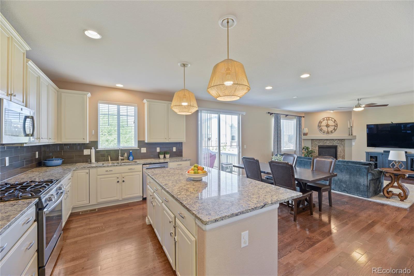 15285 Grasslands Drive