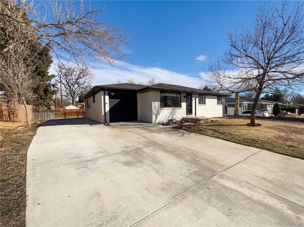 Photo of 3395 W Saratoga Avenue, Englewood, CO 80110 (MLS # 4420221)