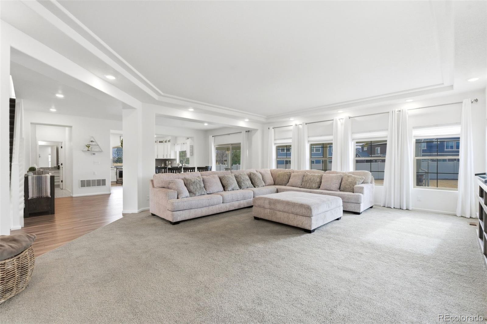 20800 E Beekman Place