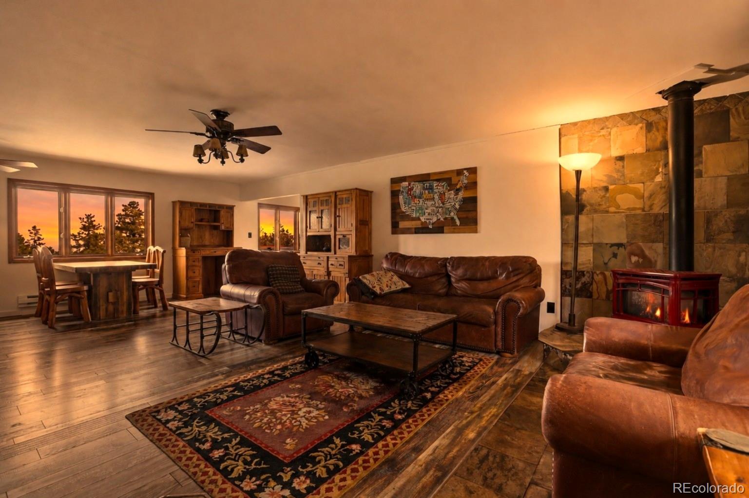 9225 Sandy Lane
