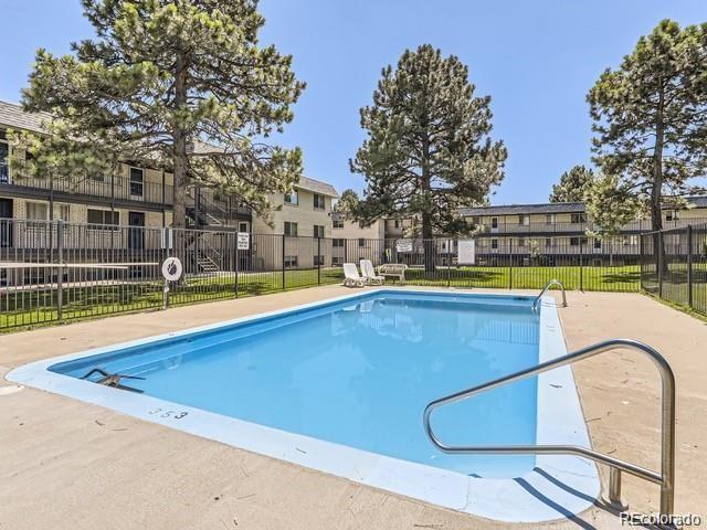 1723 N Robb Street 56