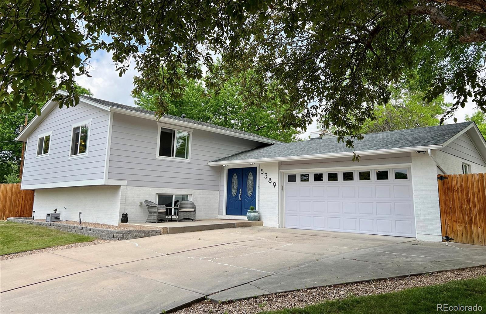 5389 W Roxbury Place