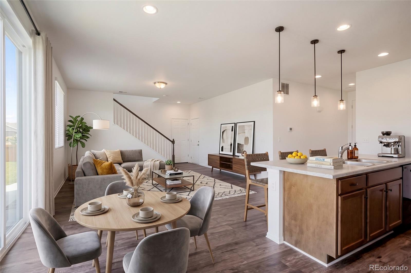 6318 Vista Cliff Loop
