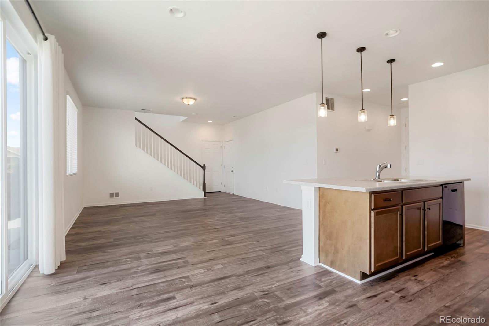 6318 Vista Cliff Loop