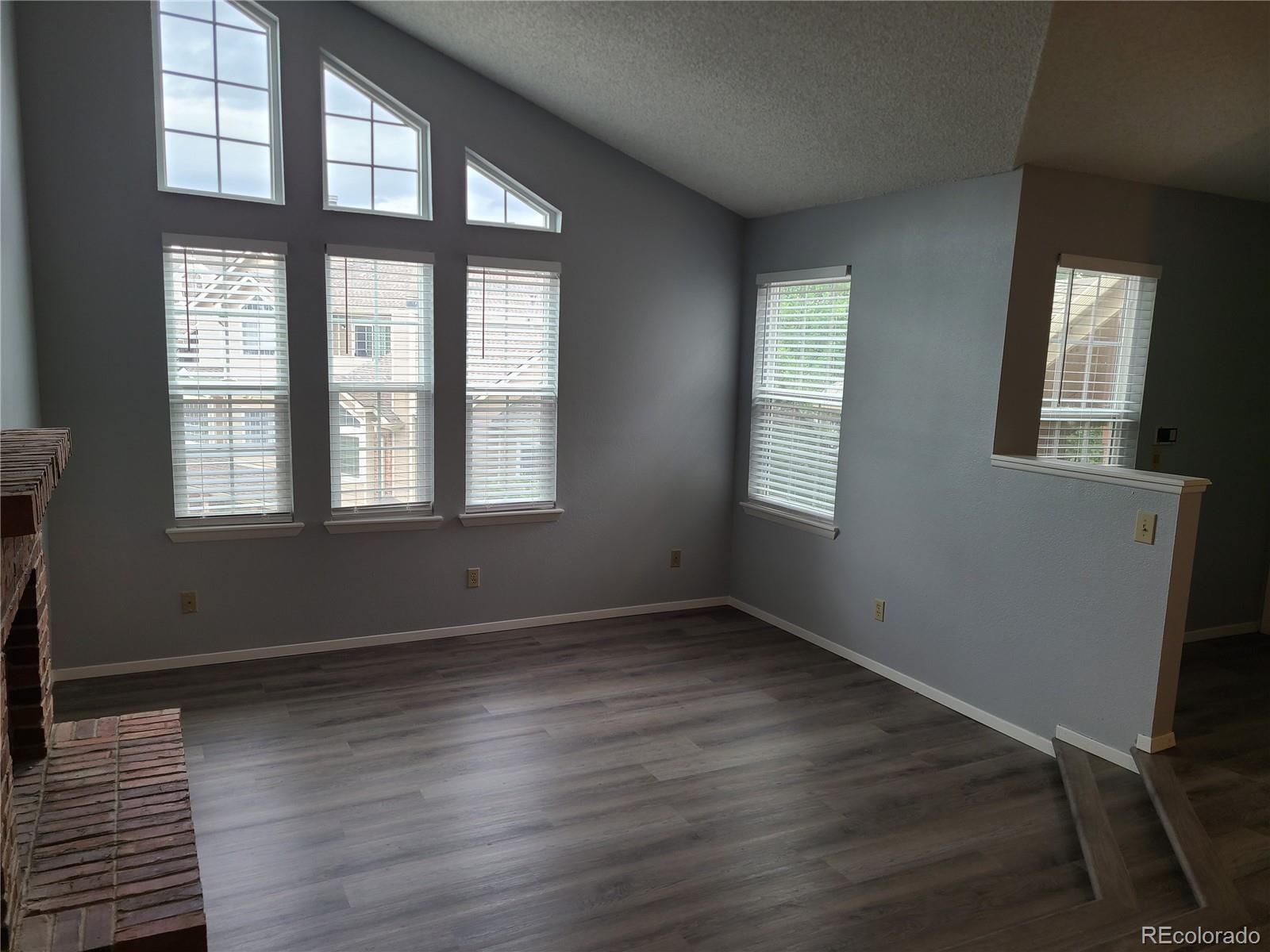 4760 S Wadsworth 301