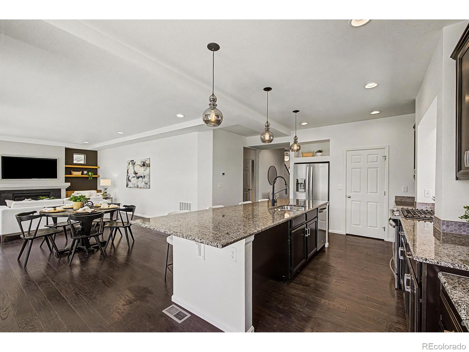426 Highlands Circle