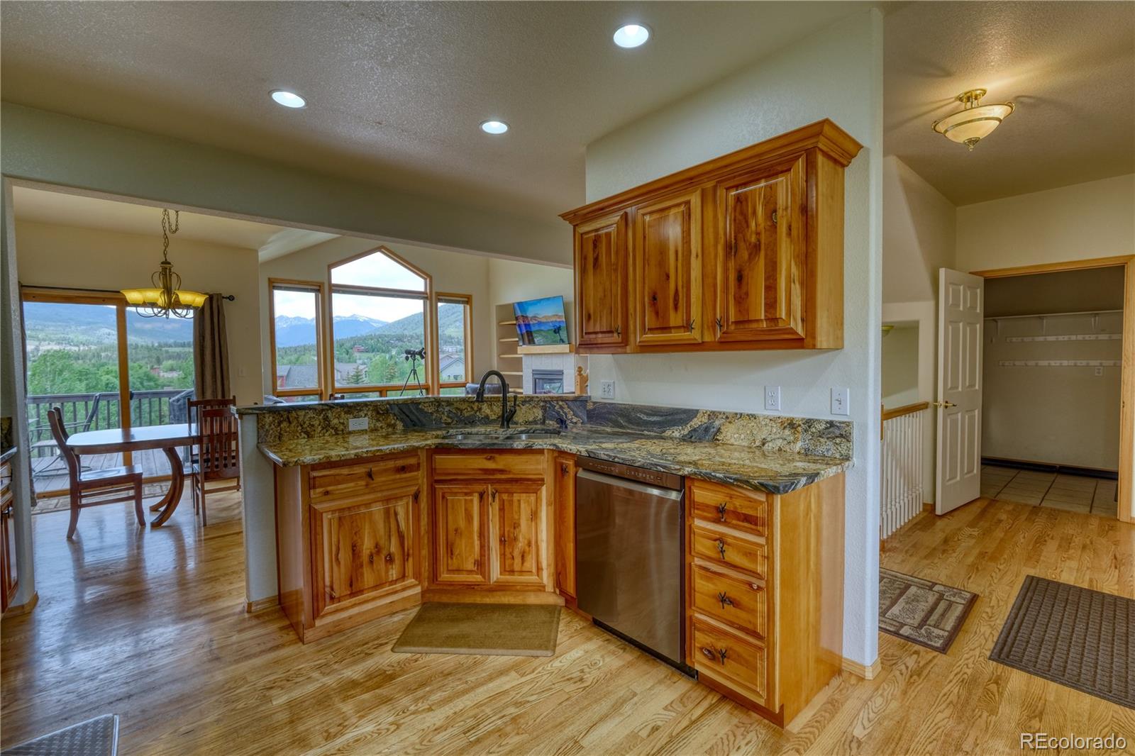 70 Lone Wolf Court
