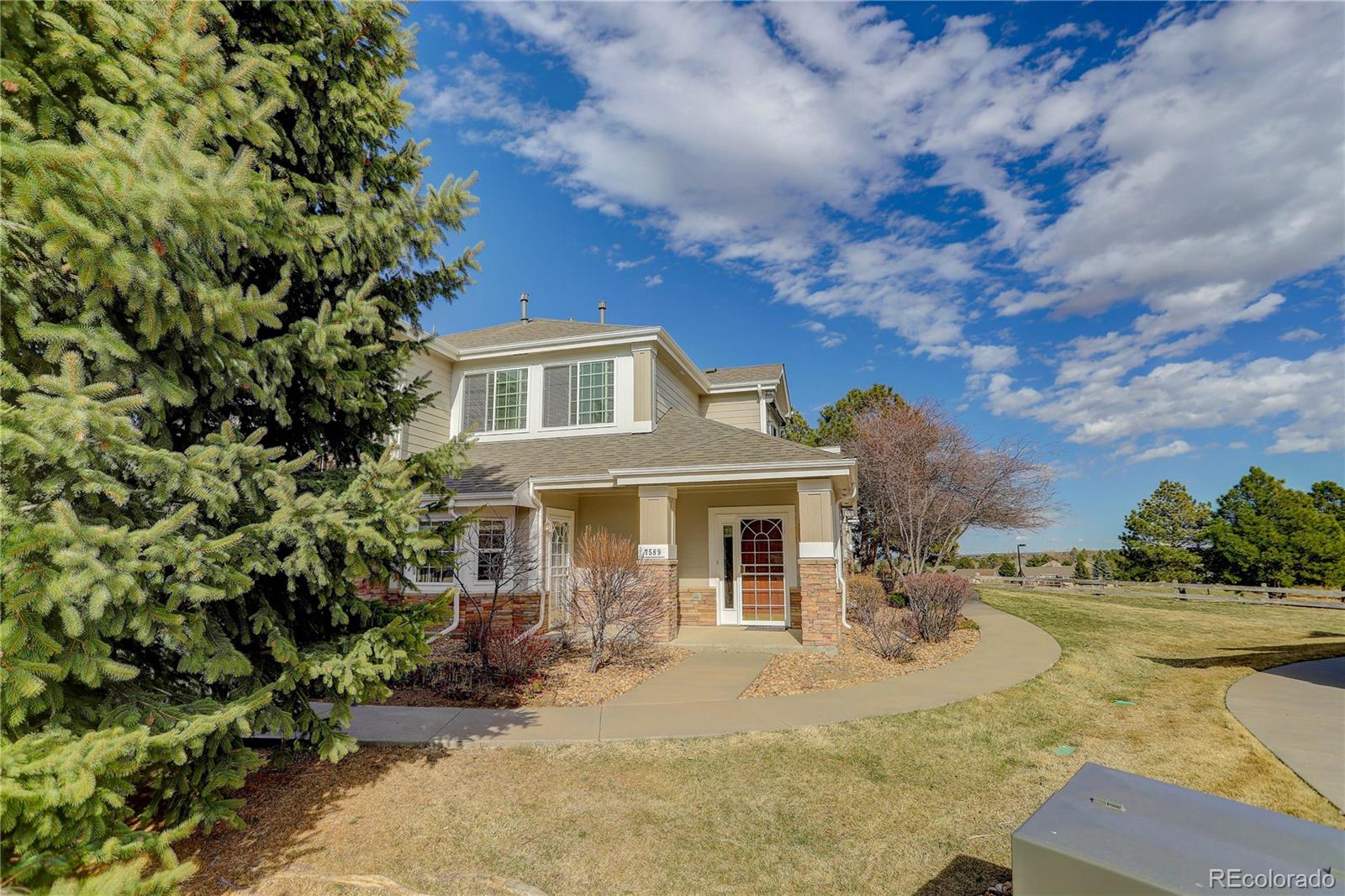 7589 Pineridge Trail