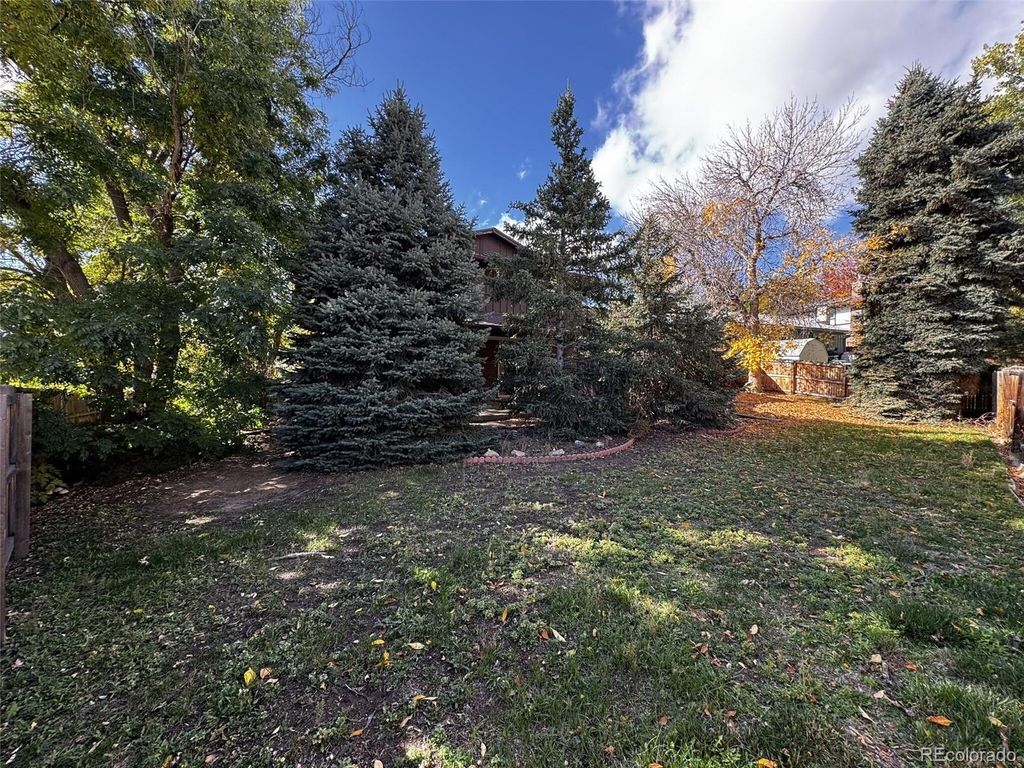 Photo of 13227 W Montana Place, Lakewood, CO 80228 (MLS # 8964812)