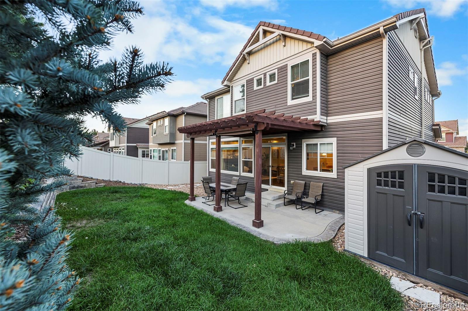 5012 Ridgewood Drive