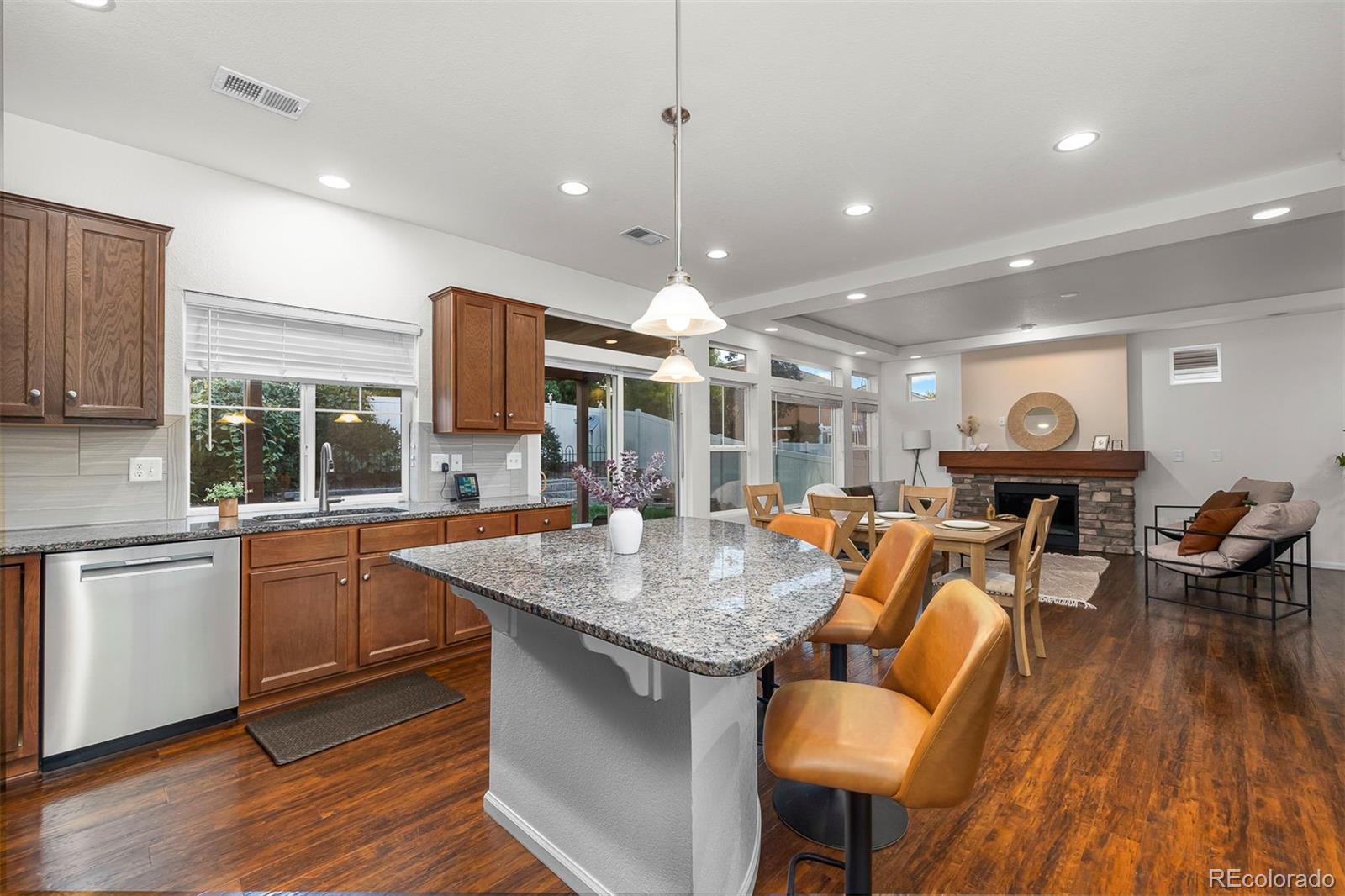 5012 Ridgewood Drive