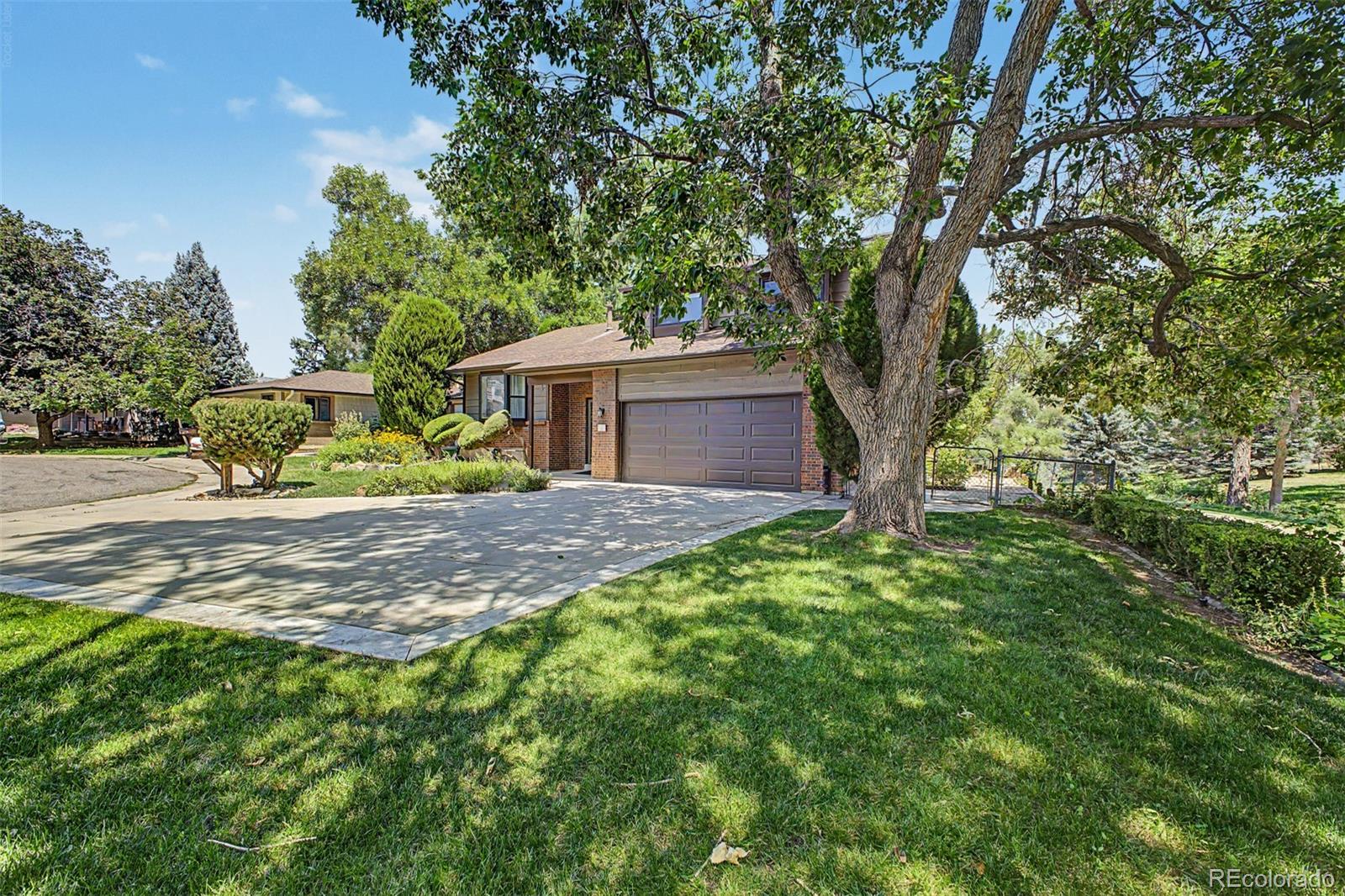 8822 W 79th Avenue