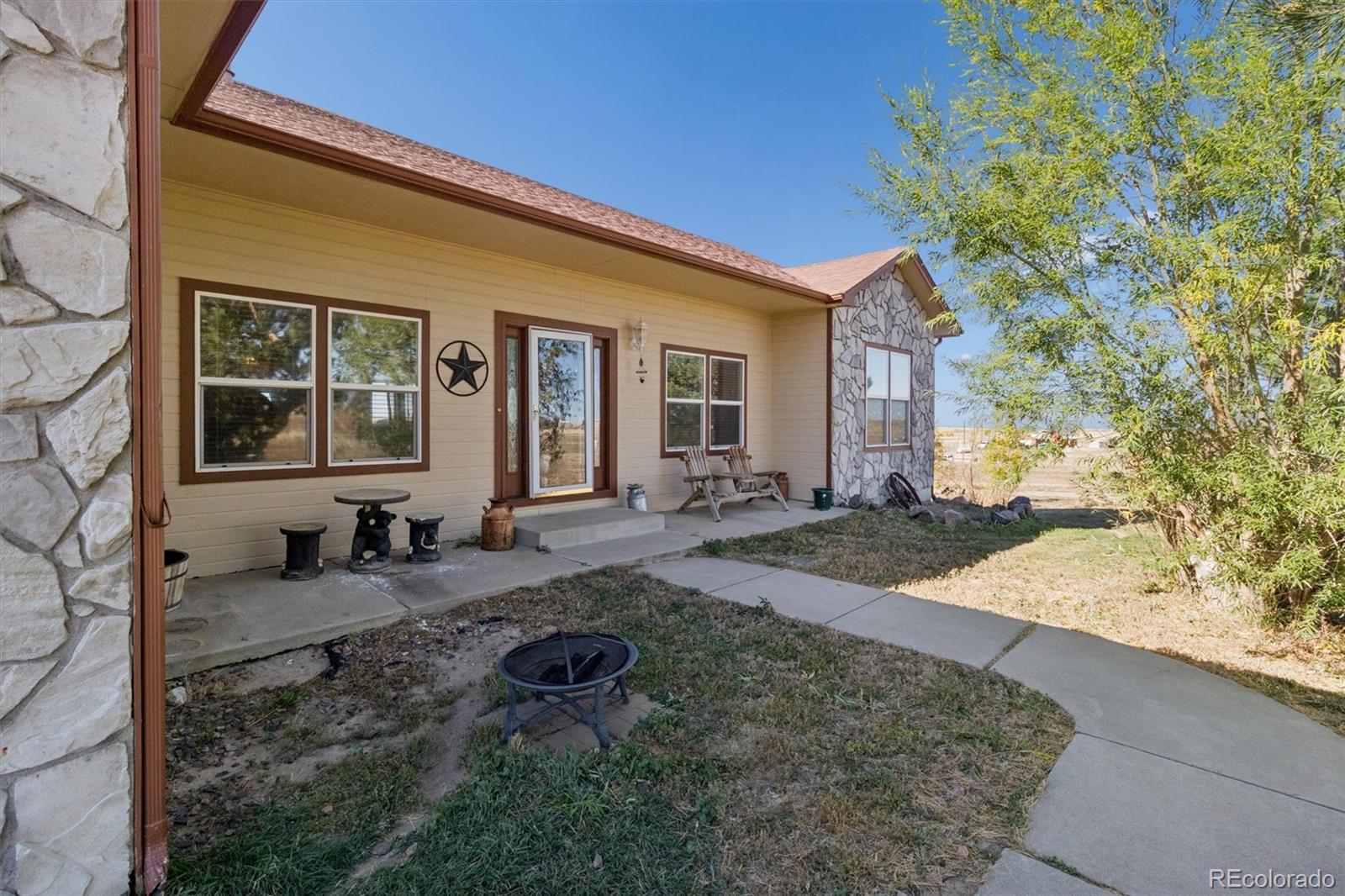 2442 S Eastover Street