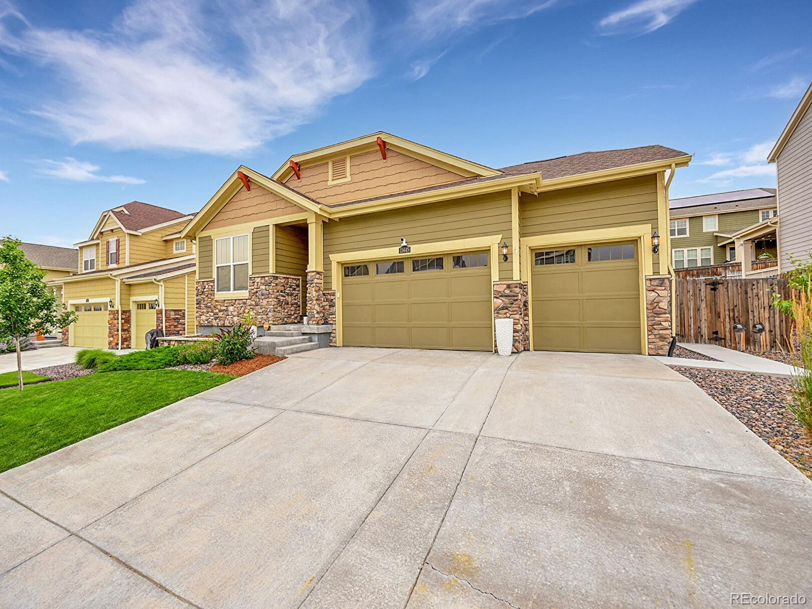 13445 Magnolia Court