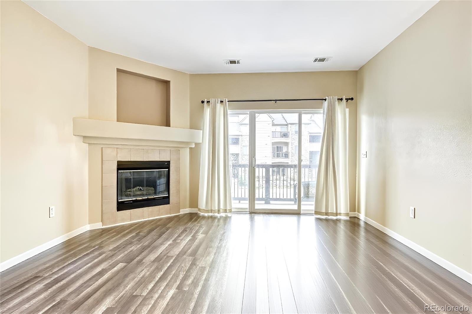 7409 S Alkire Street 205