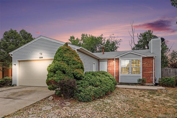 5104 COLUMBUS WAY, DENVER, CO 80239 - Image 57ecccd4ea534bd4344bed8b9567a257/3025284596