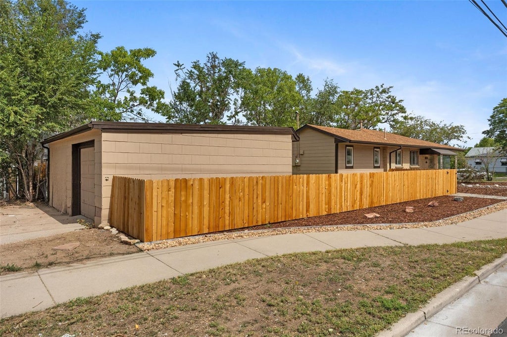 Photo of 3101 W Cedar Avenue, Denver, CO 80219 (MLS # 4645723)