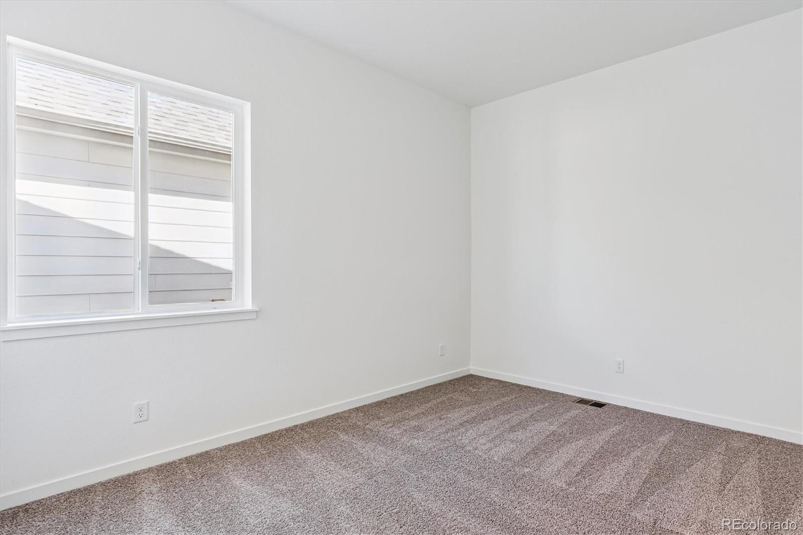 2590 Bitterroot Place