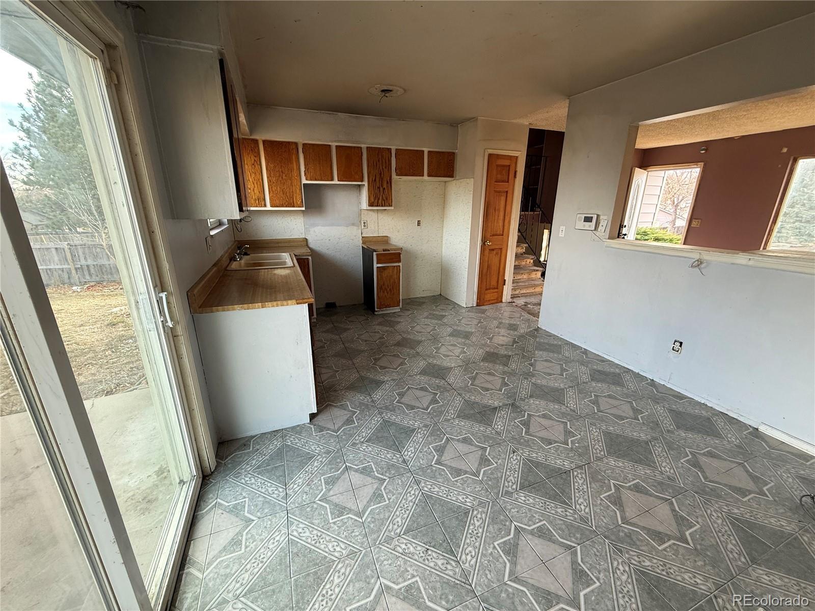 4358 S Alkire Street