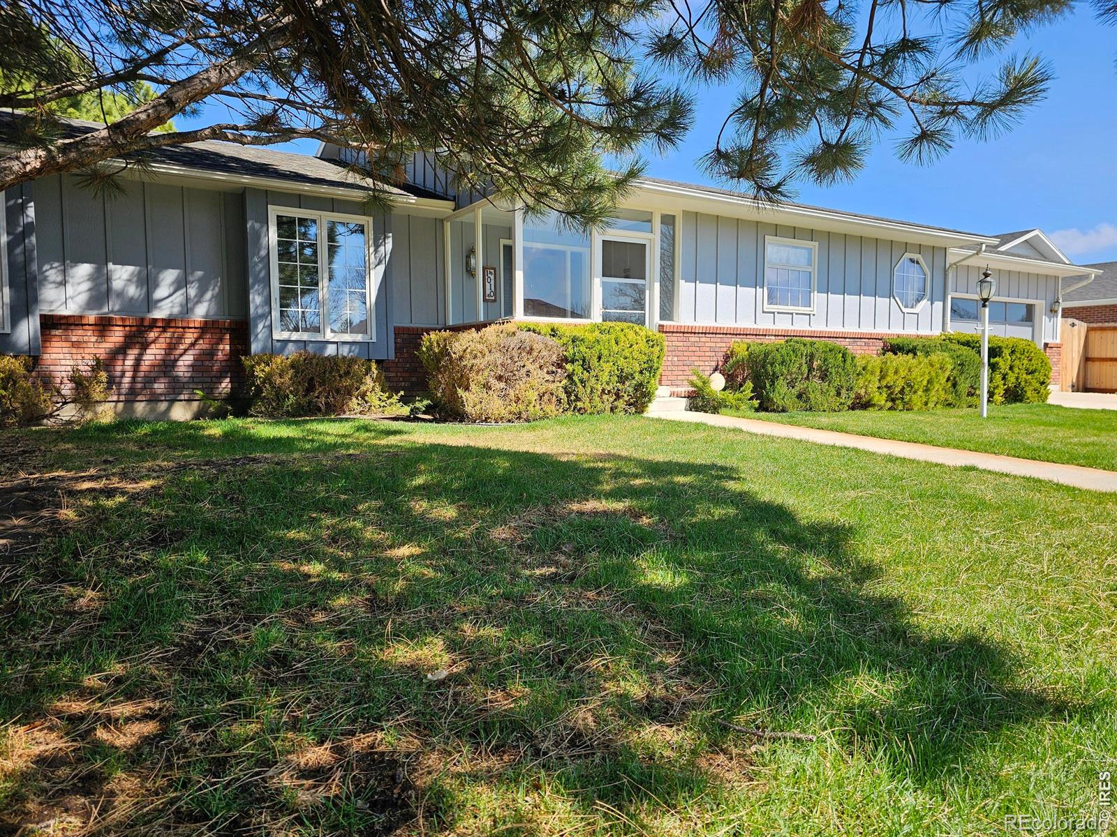 1010 Fairhurst Street