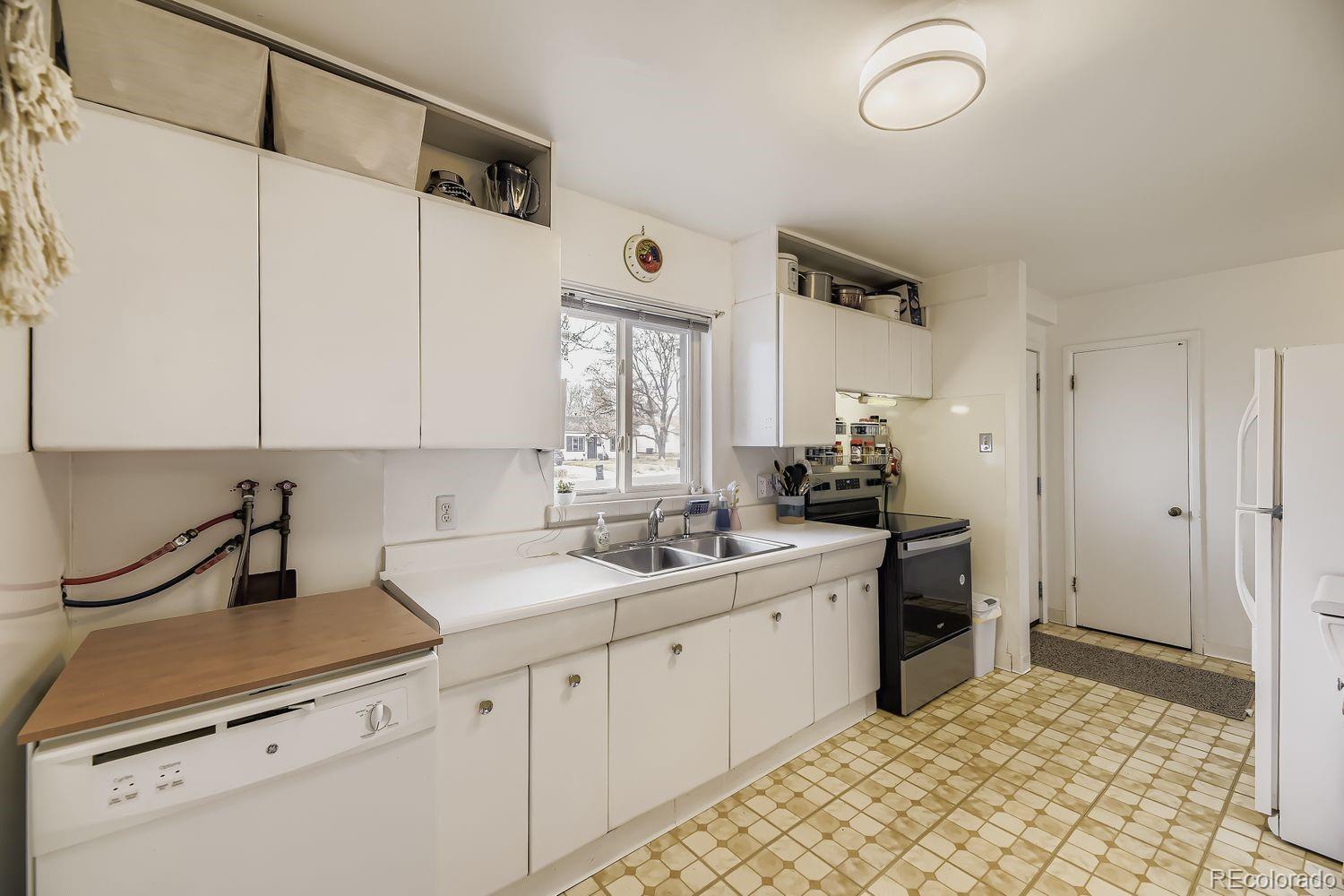 3319 S Forest Street