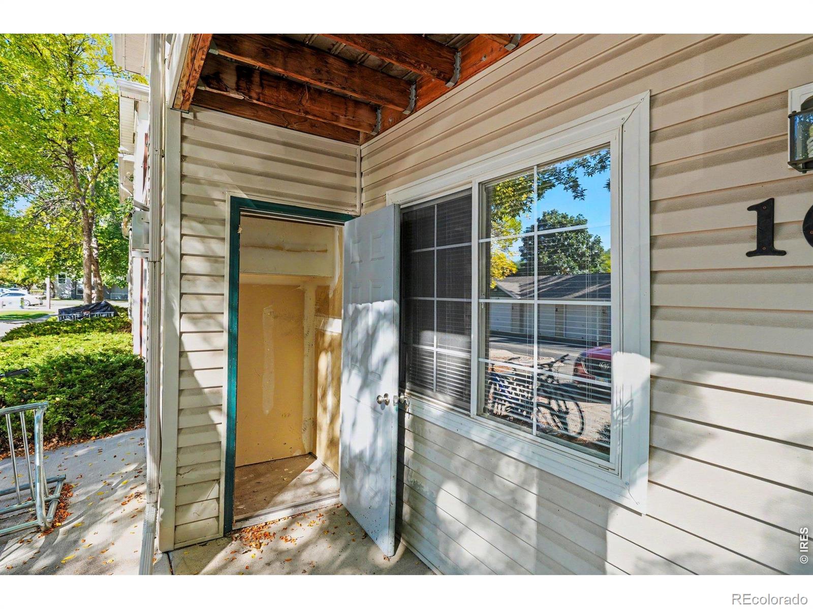1120 City Park Avenue 105