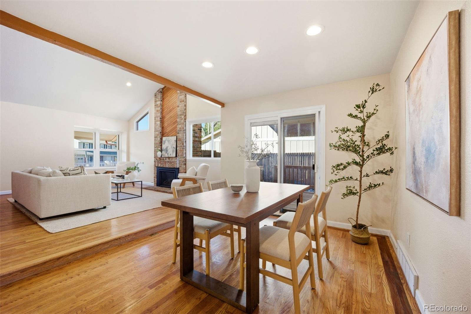 6014 S Kingston Circle