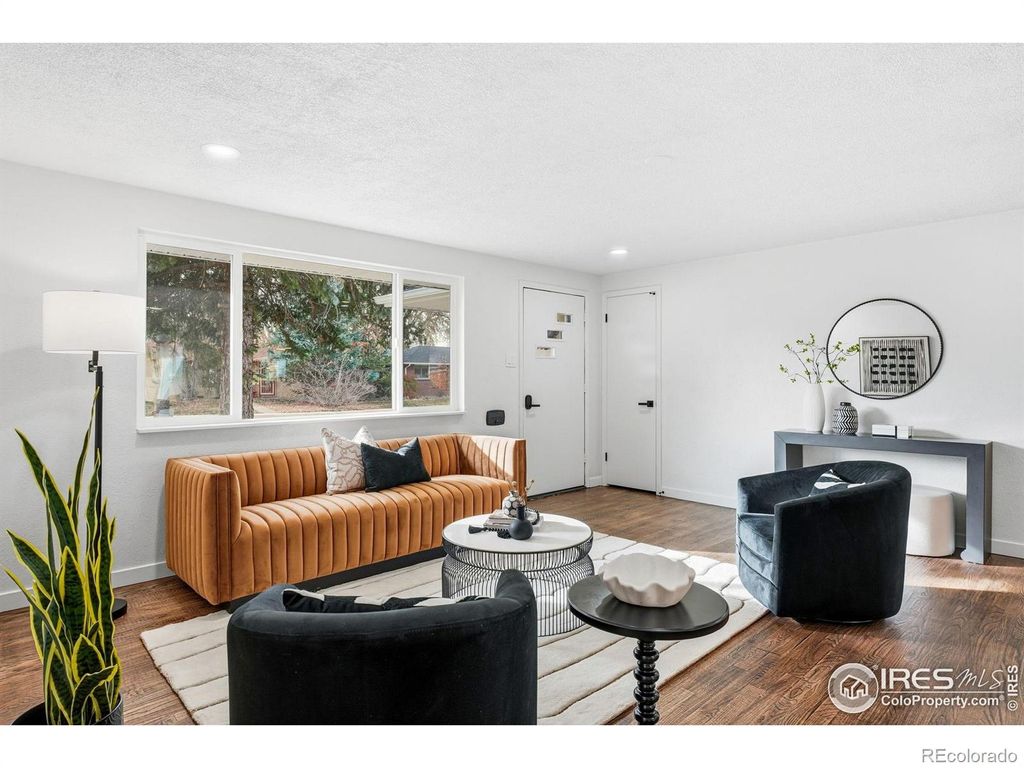 Photo of 1144 Vivian Street, Longmont, CO 80501 (MLS # IR1047088)