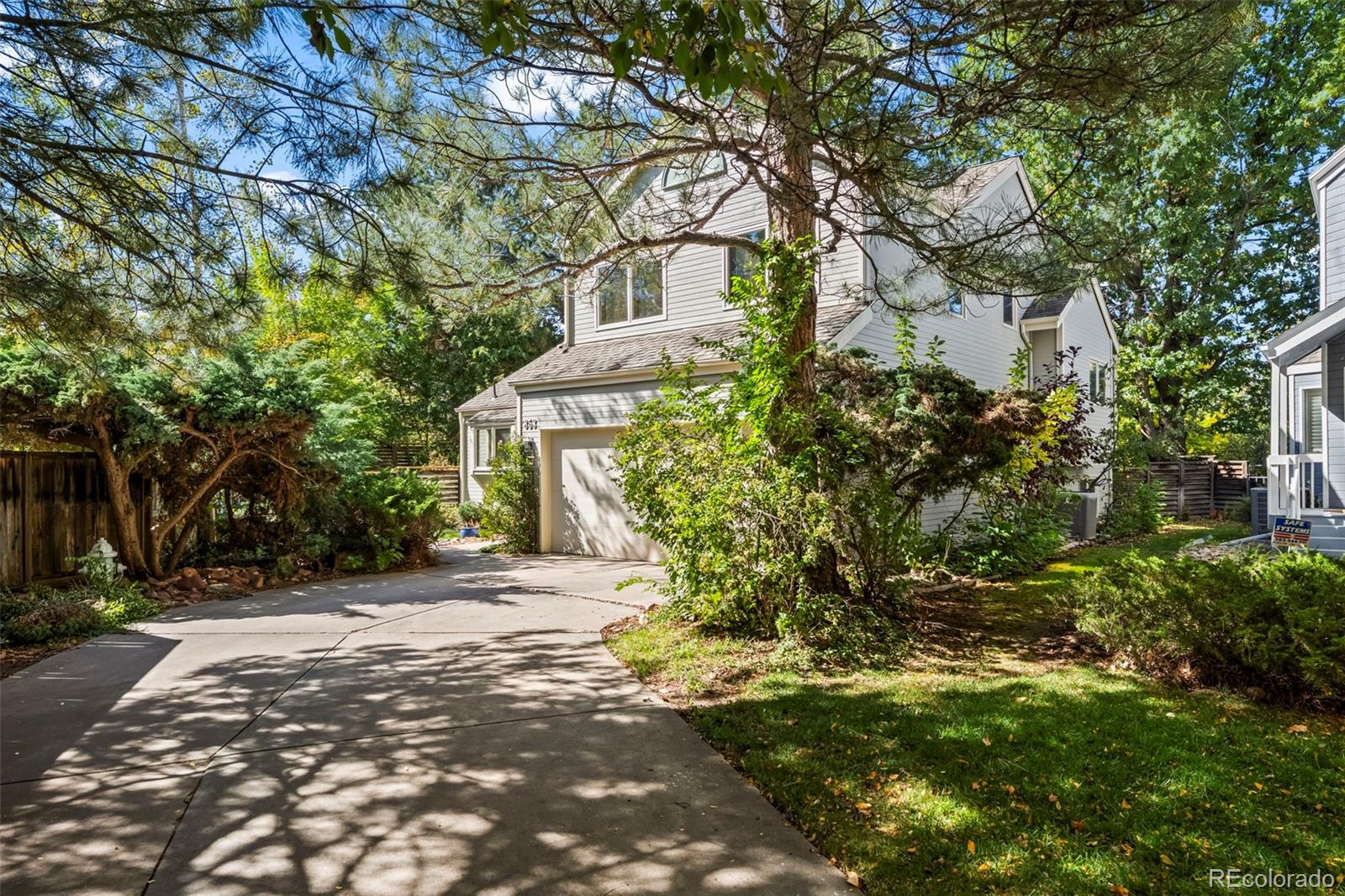 853 Racquet Lane