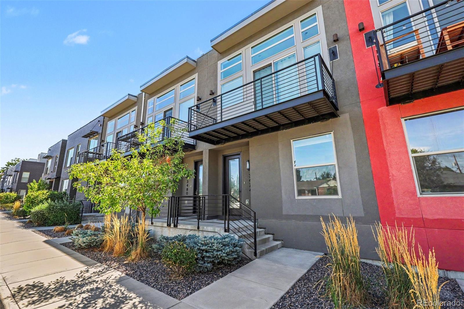 3474 E 31st Avenue