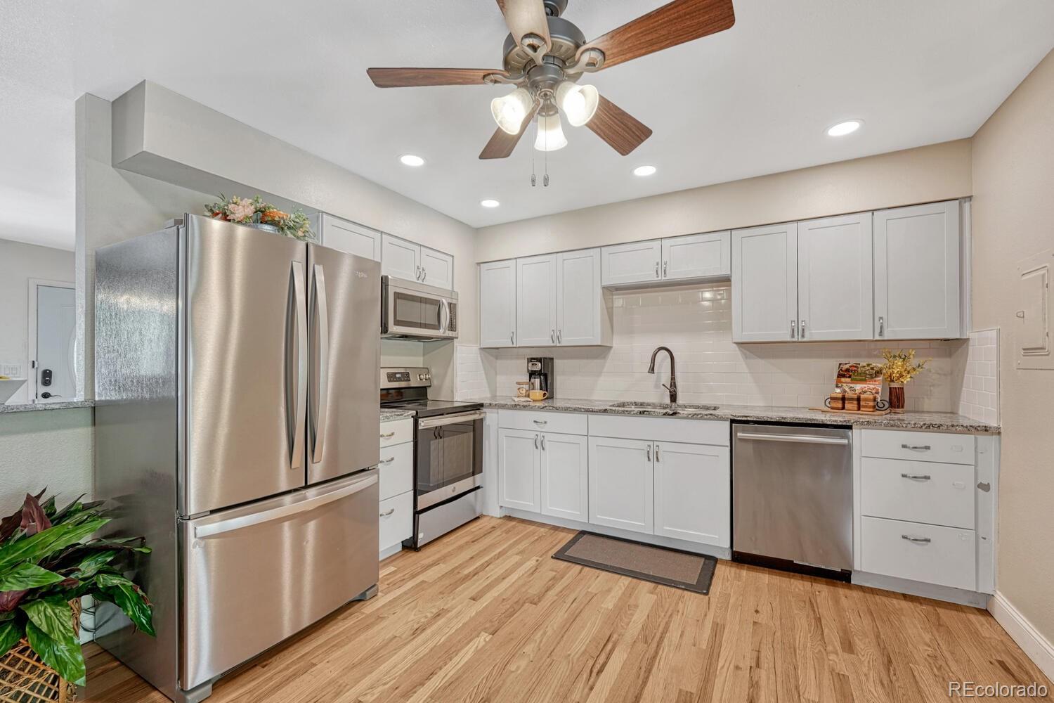 2906 Cabrillo Circle