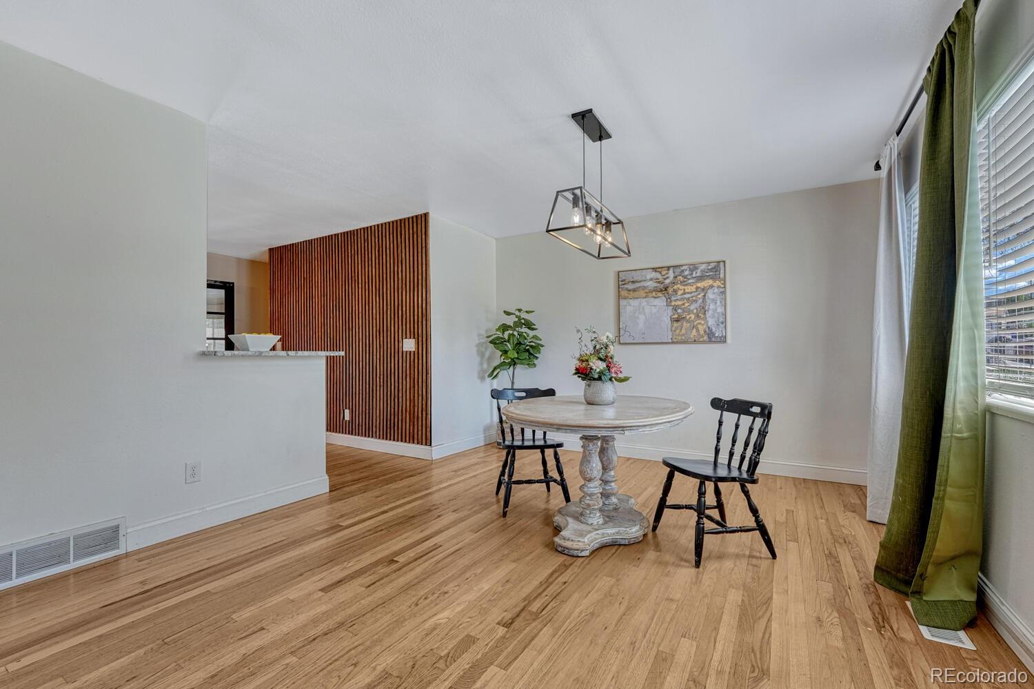 2906 Cabrillo Circle
