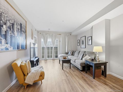 Photo of 925 N Lincoln Street #4E, Denver, CO 80203 (MLS # 9503618)