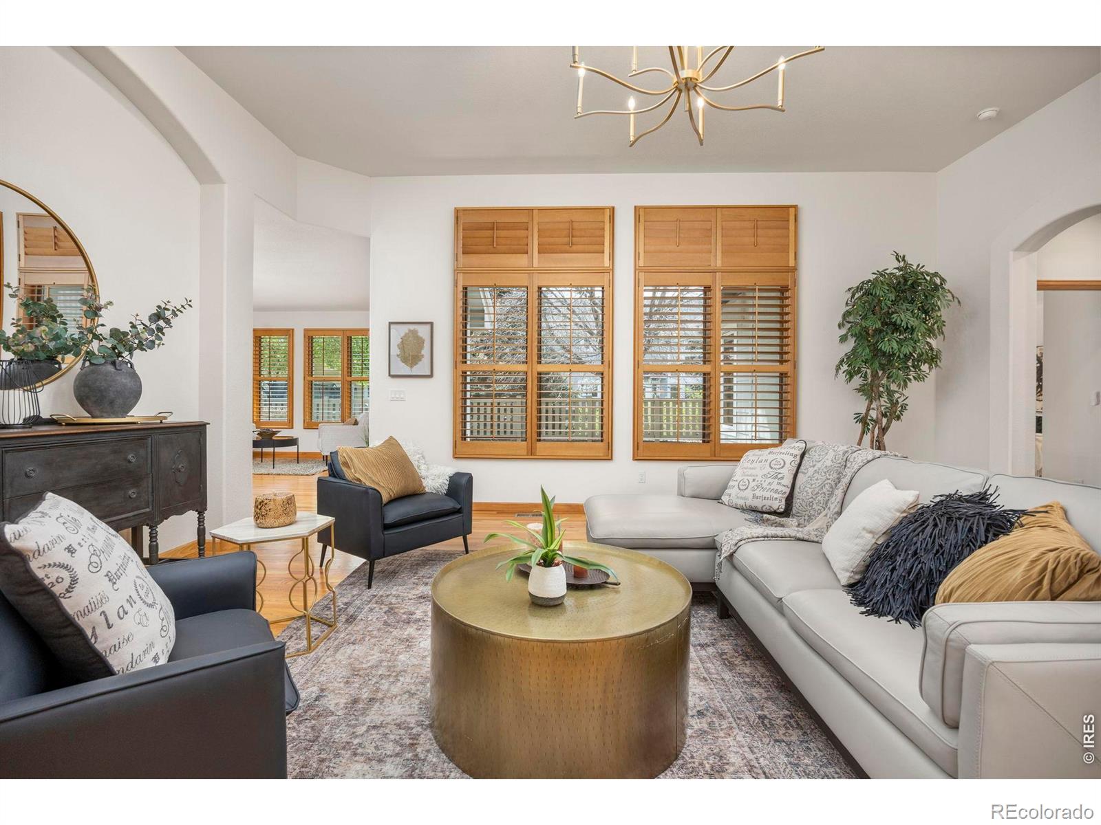 3327 Ledgestone Court