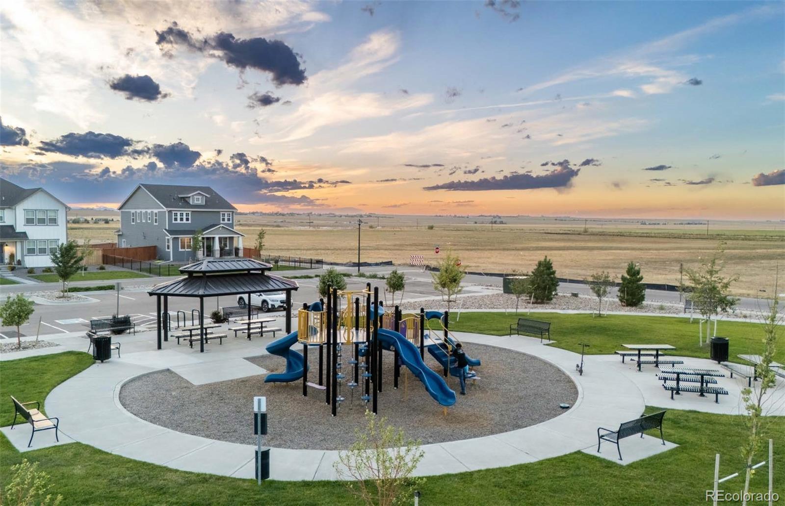 2707 Nantucket Street