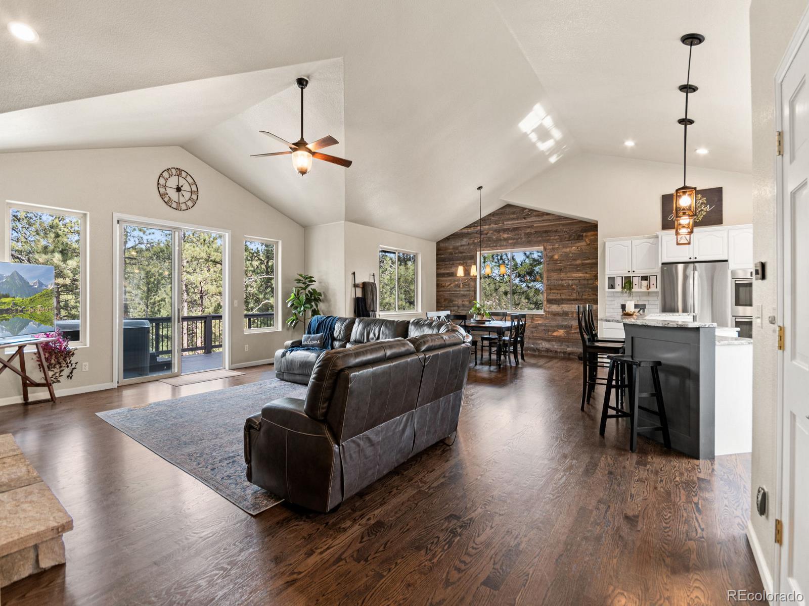 3109 Moonshadow Lane