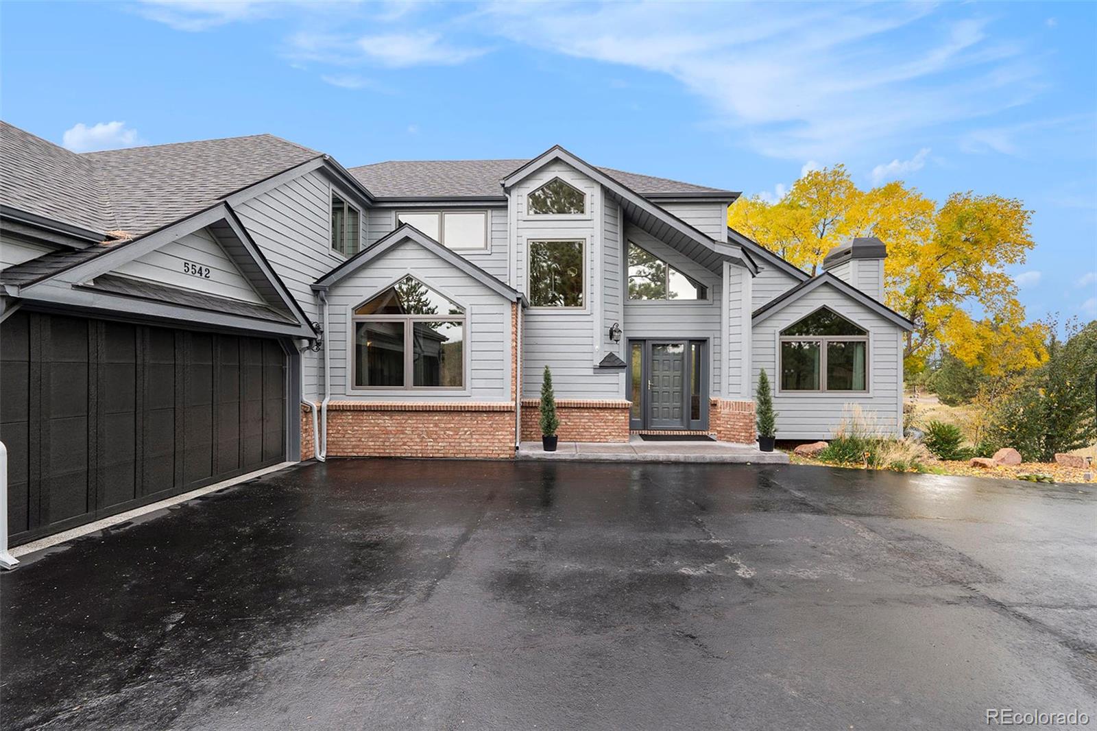5542 Ponderosa Drive