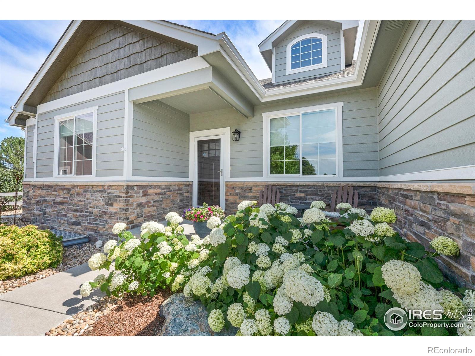 401 Cascade Court