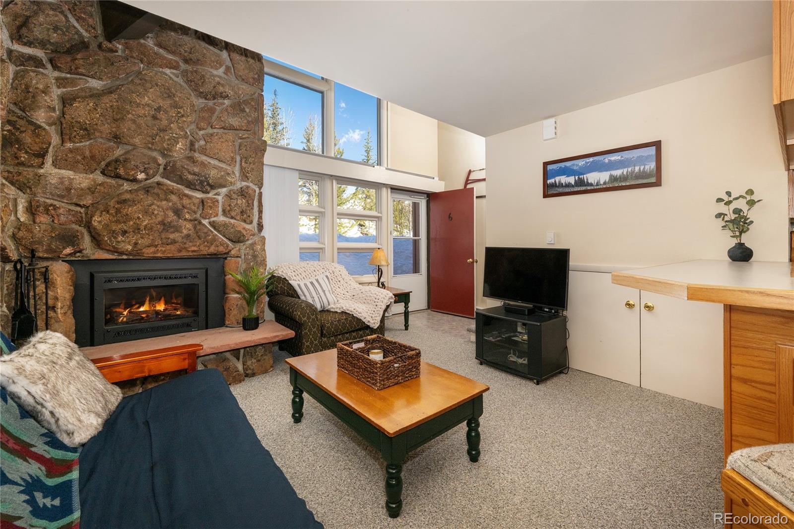 217 Van Anderson Drive 6