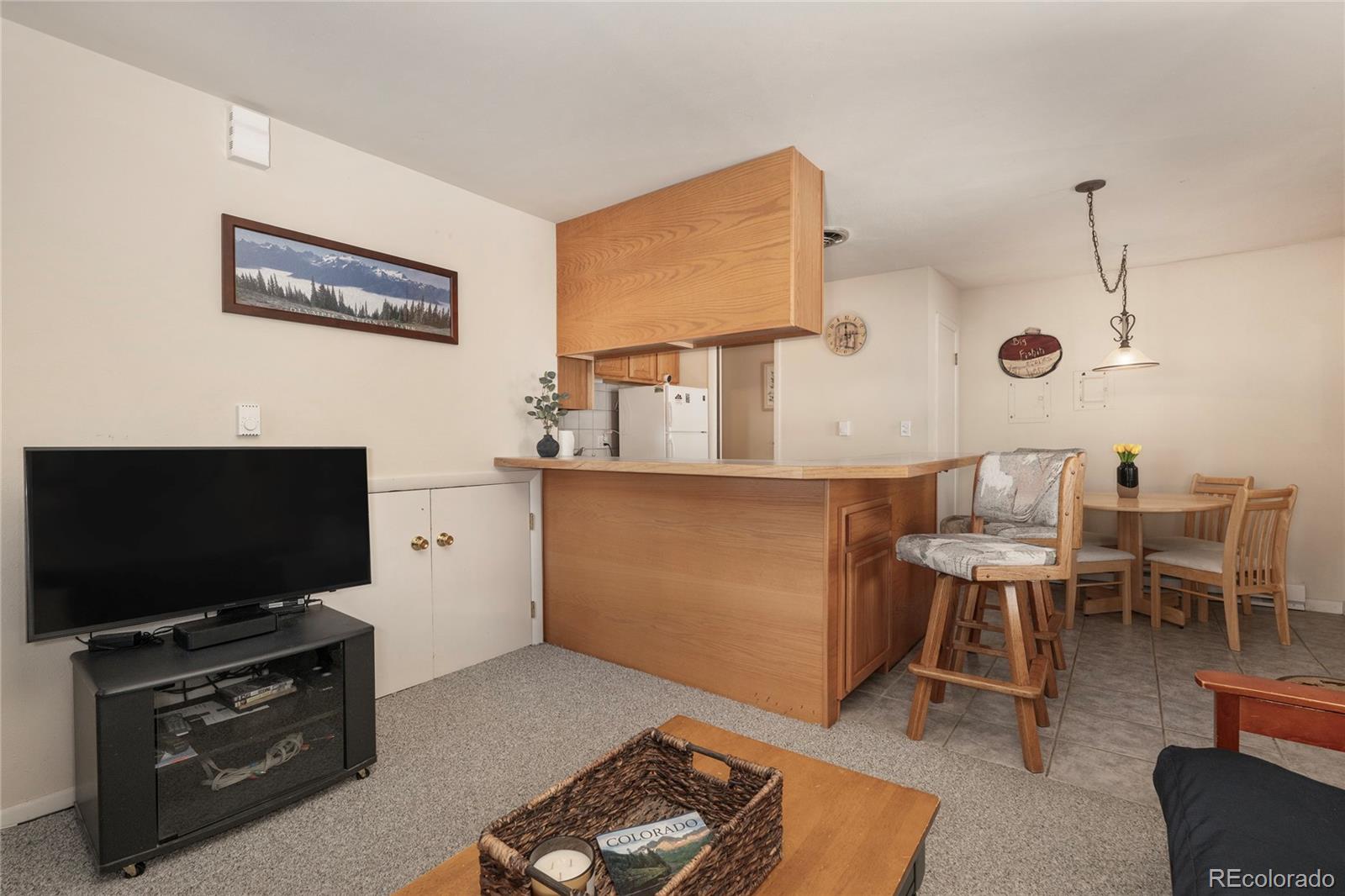 217 Van Anderson Drive 6