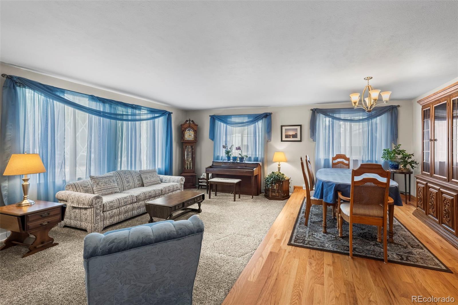 8427 Zephyr Court