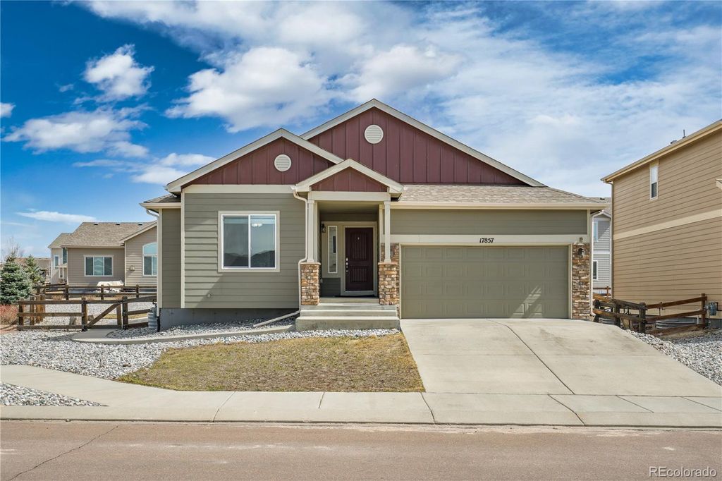 Photo of 17857 Lapis Court, Monument, CO 80132 (MLS # 1817494)