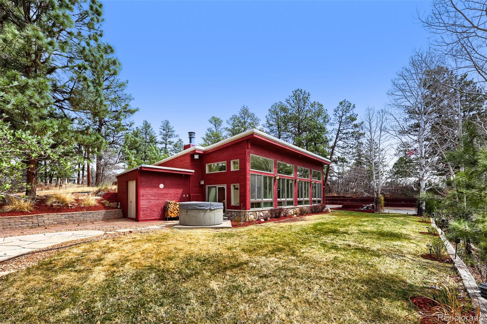 720 N Bluff Drive