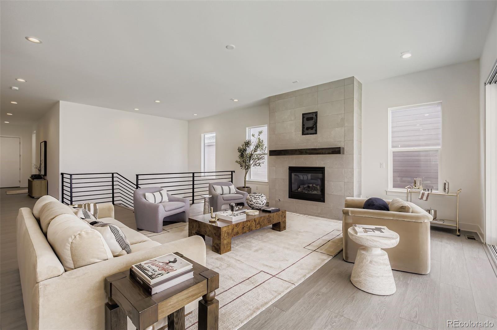 3141 Westcliff Drive