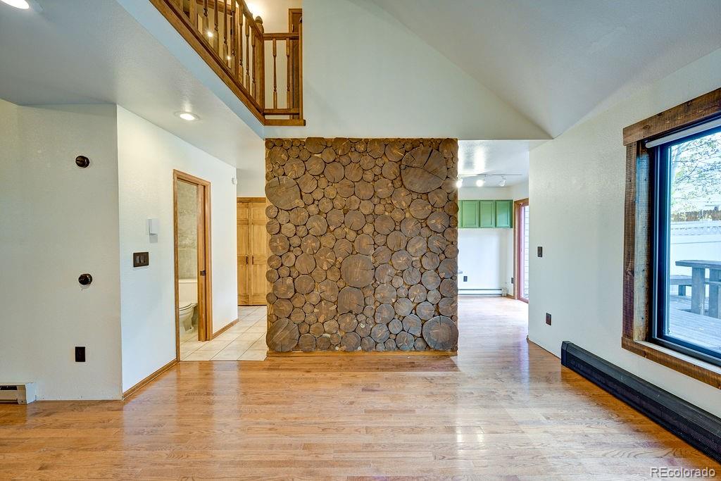 815 Vendome Avenue 7