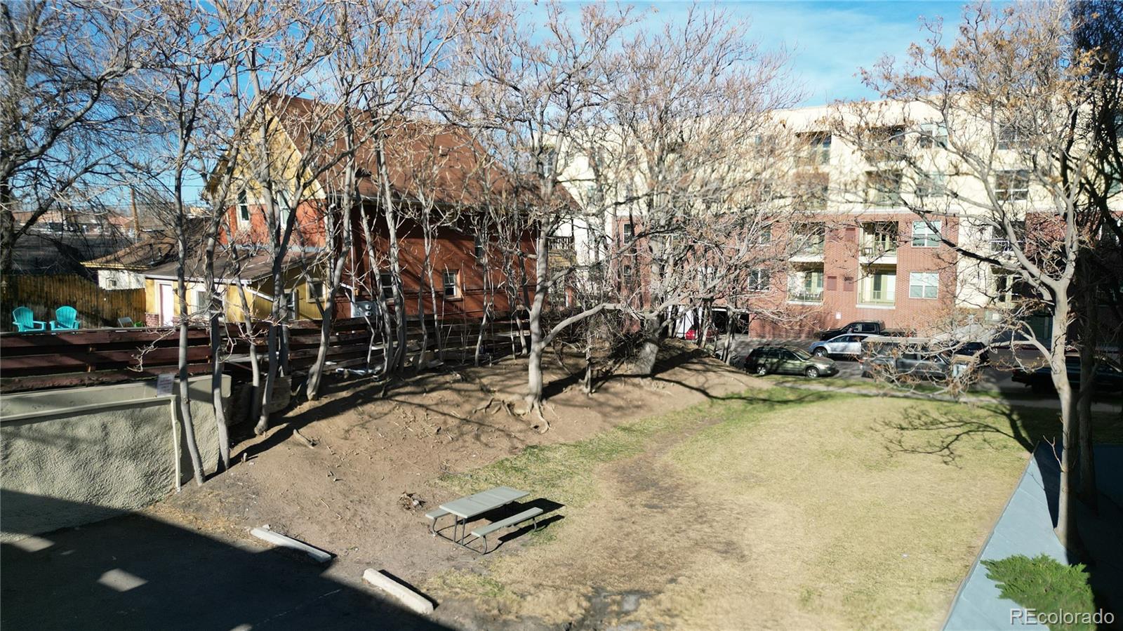 2743-2749 Bryant Street