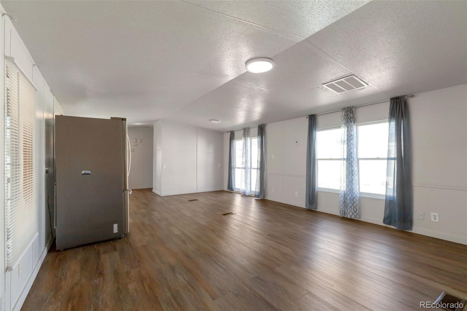 4211 E 100th Ave Lot 305